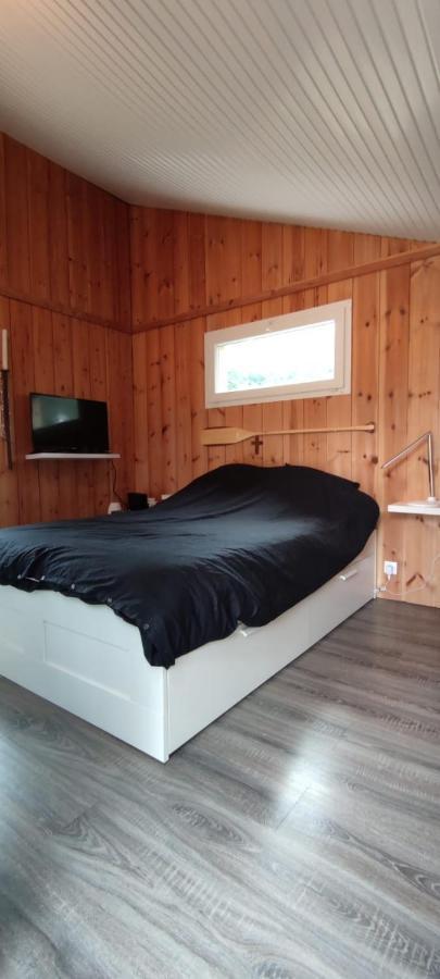 Chalet Du Bonheur - La Jenny Naturist Area Le Porge Exterior photo